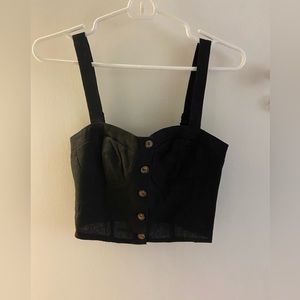 buttoned tank top